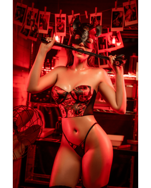 Fouet multi-lanières noir avec roses rouges décoratives - Mapalé