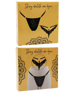 String noir en dentelle avec bijou cœur doré