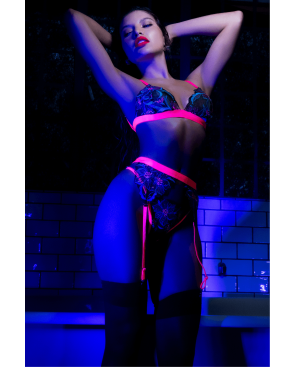 Ensemble lingerie 3 pièces bleu et rose brodé avec sequins – Mapalé