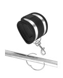 Barre de soumission avec 4 menottes Fetish Tentation Barre de soumission avec 4 menottes Fetish Tentation
