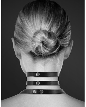 Collier en cuir noir SM triple lanière avec anneau métal argenté 
