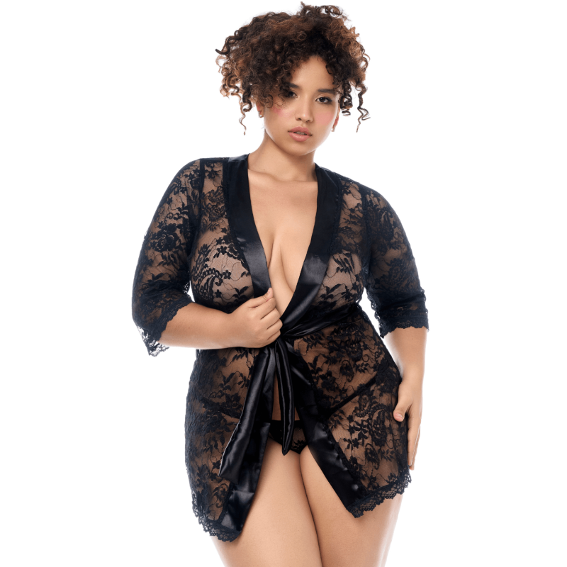 Peignoir en dentelle grande taille Mapalé avec string assorti Peignoir en dentelle grande taille Mapalé avec string assorti