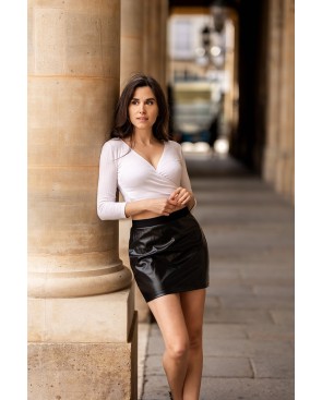 Jupe courte simili cuir noir Paula