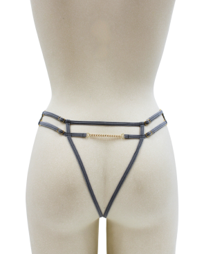 String gris avec bijou couleur aléatoire et chaîne dorée