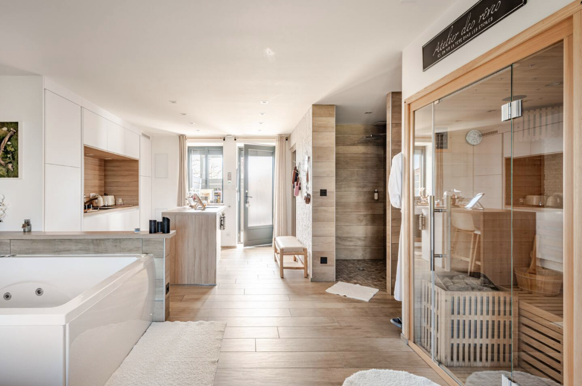 Photo Google Maps · Hôtel & Suites avec Spa Privatif en Bourgogne • Domaine du Moulin 71 – Nature, animaux et mini-ferme