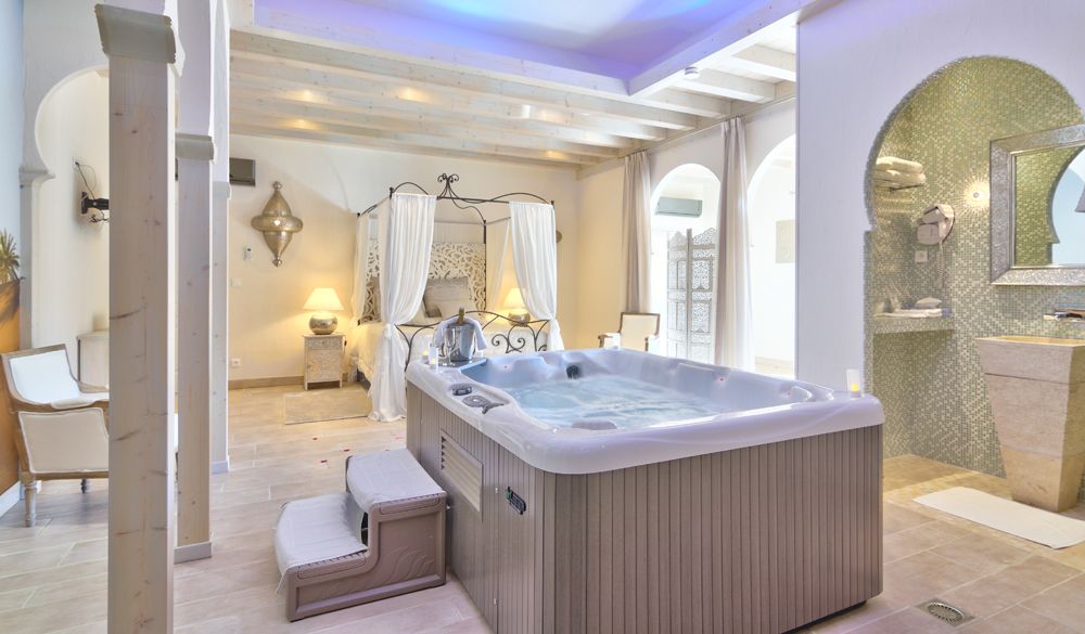 Photo Google Maps · La Ferme Briarde - Hôtel : suites avec jacuzzi privatif