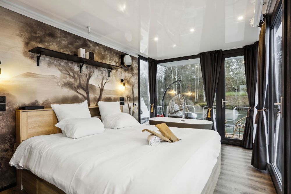 Photo Google Maps · L'Escale Royale - Suites Romantiques Flottantes - Région parisienne. (Saint-Fargeau-Ponthierry)