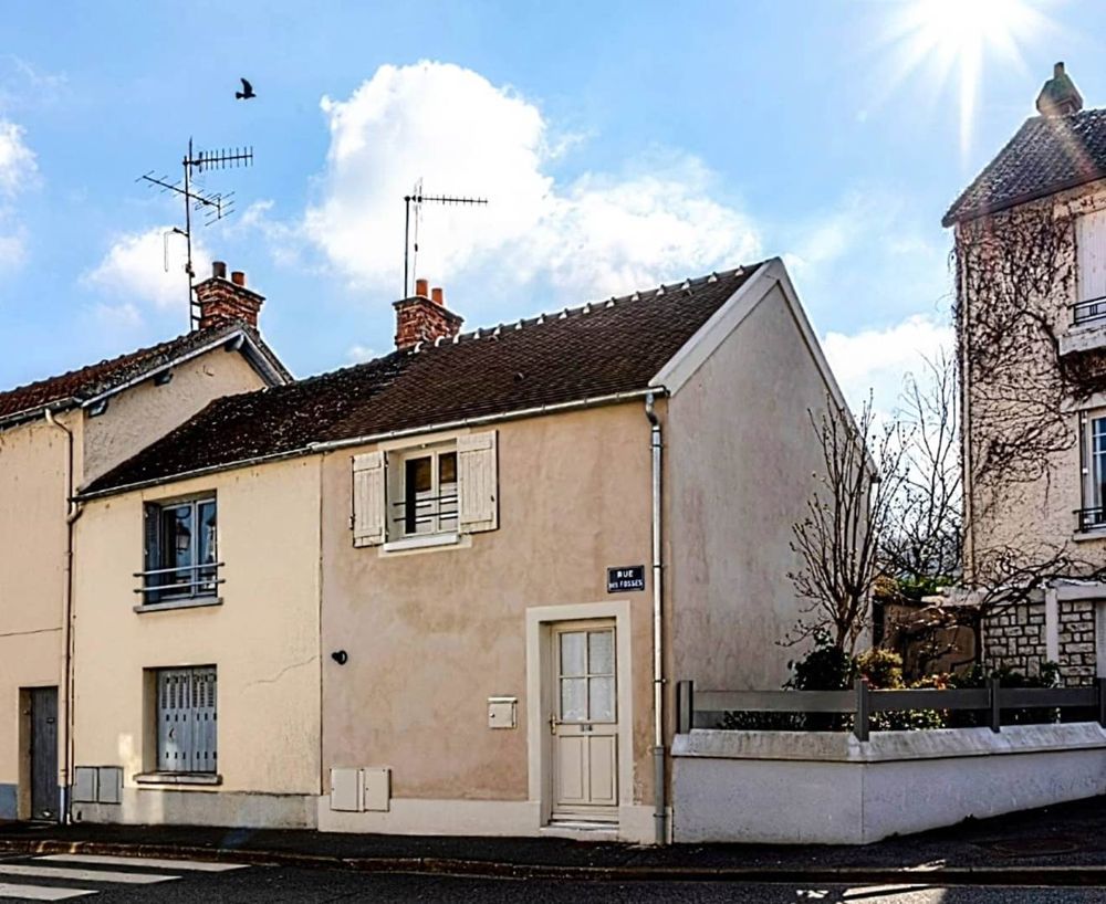 Photo Google Maps · LA PETITE ESCAPADE CHAMBRE AVEC JACUZZI PRIVATIF 77
