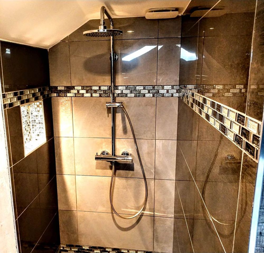 Photo Google Maps · LA PETITE ESCAPADE CHAMBRE AVEC JACUZZI PRIVATIF 77