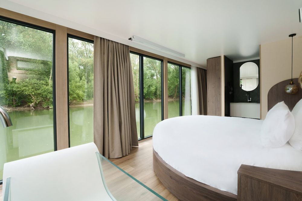Photo Google Maps · L'Escale Royale - Verneuil-Sur-Seine