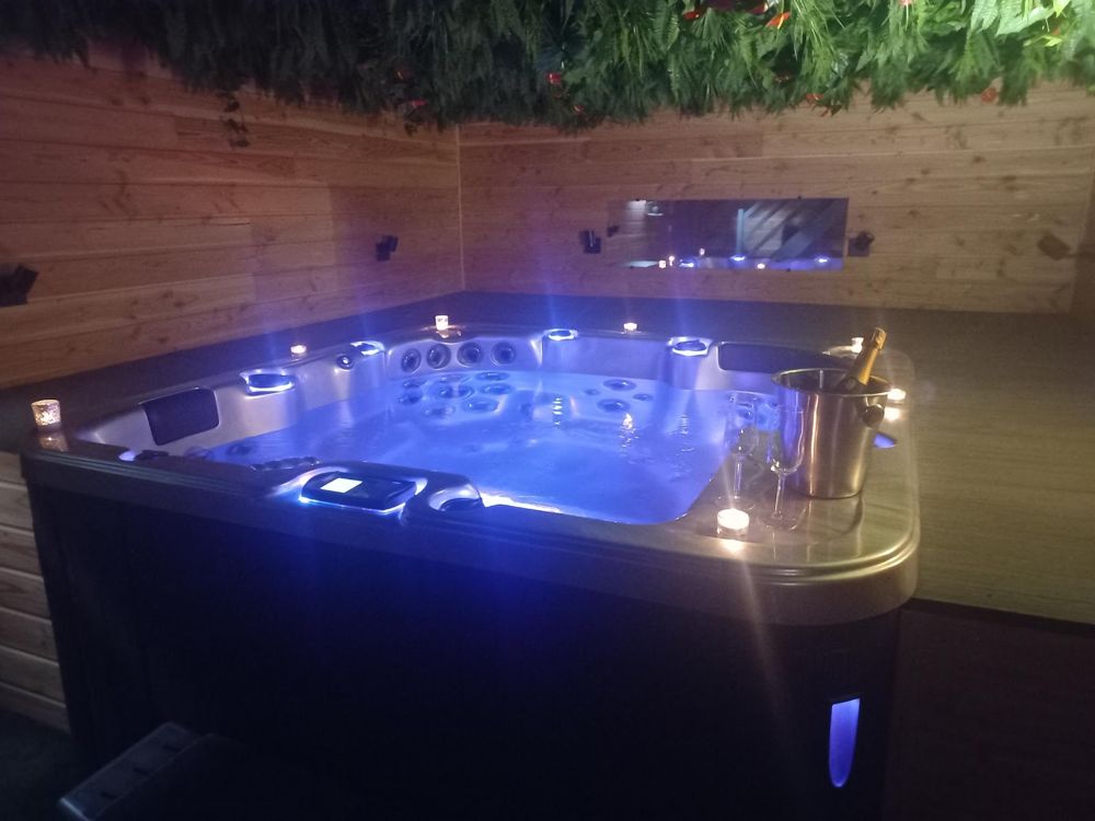 Photo Google Maps · La Maison du Plaisir - Nuit Coquine et Spa privatif Isigny sur Mer
