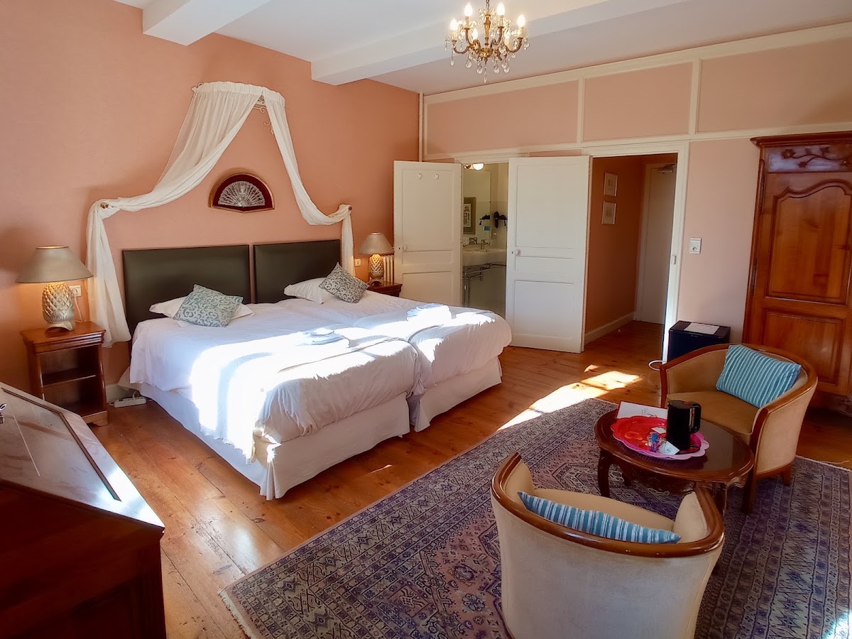 Photo Google Maps · Domaine de Rasigous - Chambre d'hôtes et gîte