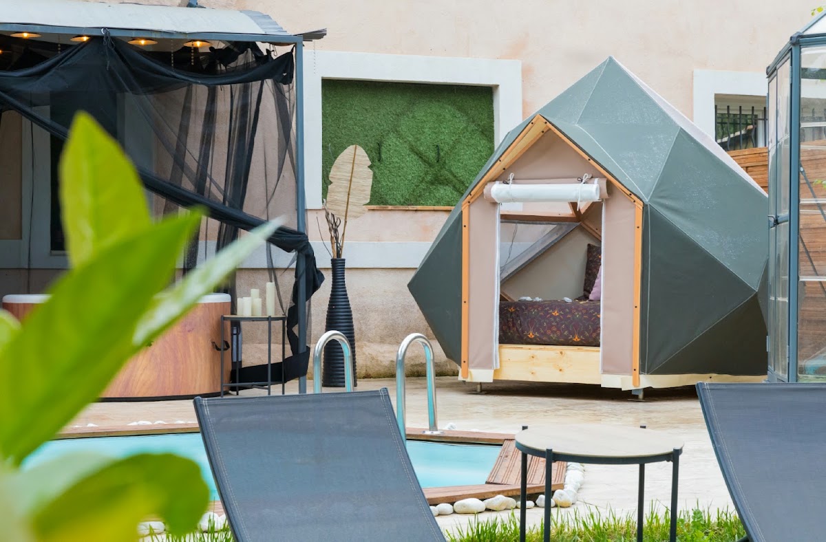 Photo Google Maps · Loveroom var - Créateur d'aventure romantique