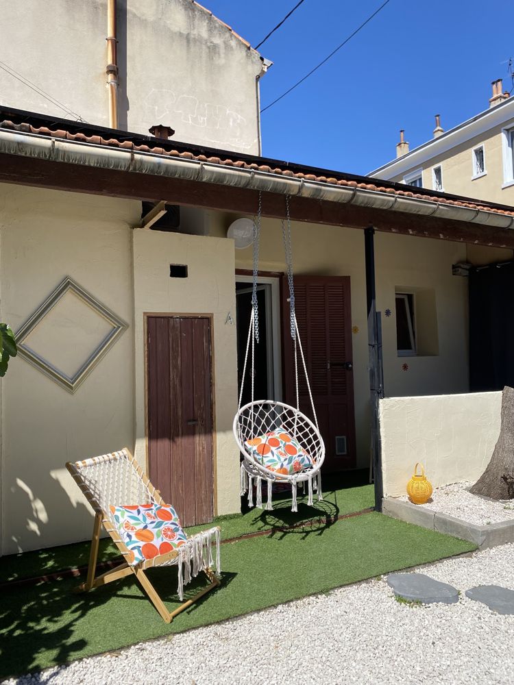 Loveroom Toulon (La Love Interdite, La Love Romantique)