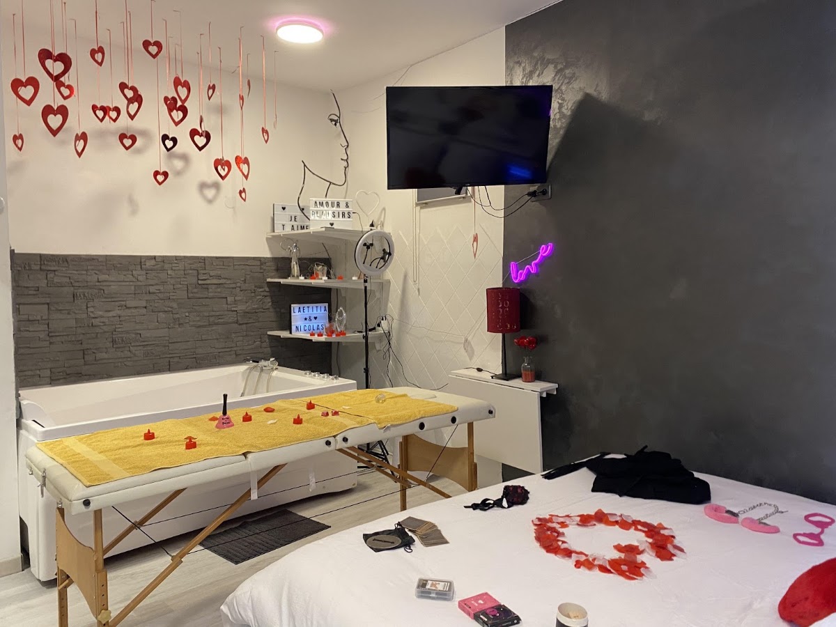 Photo Google Maps · love room toulon