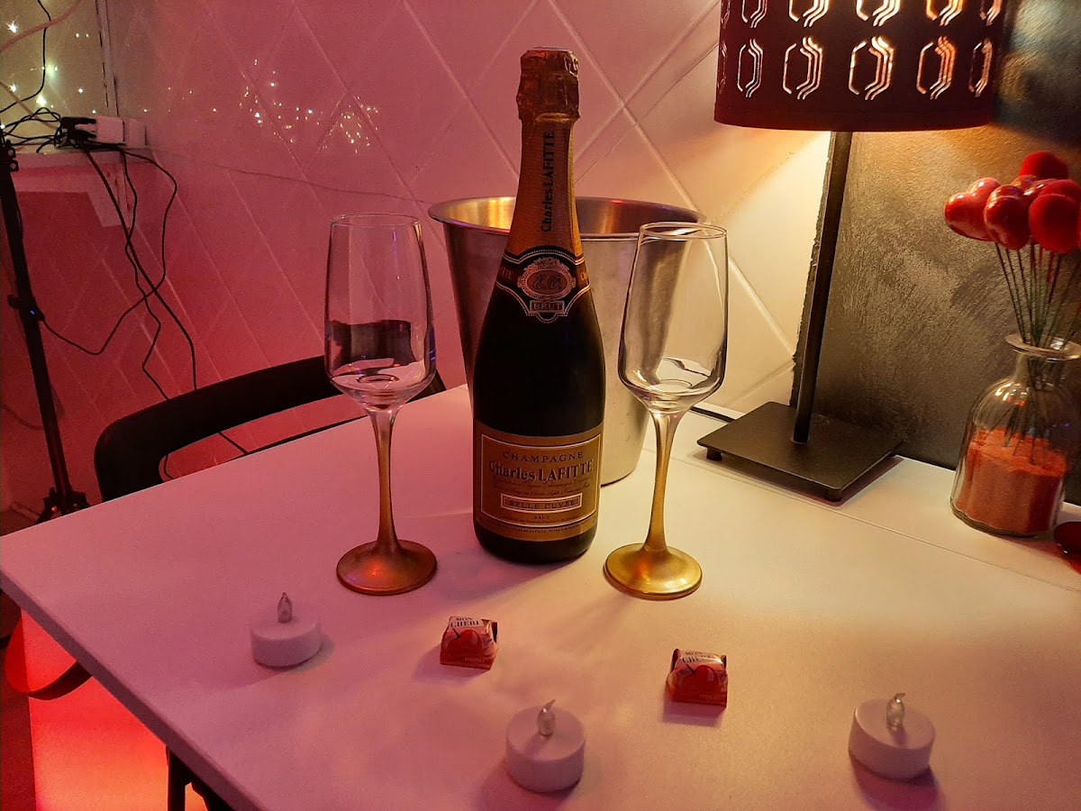 Photo Google Maps · love room toulon
