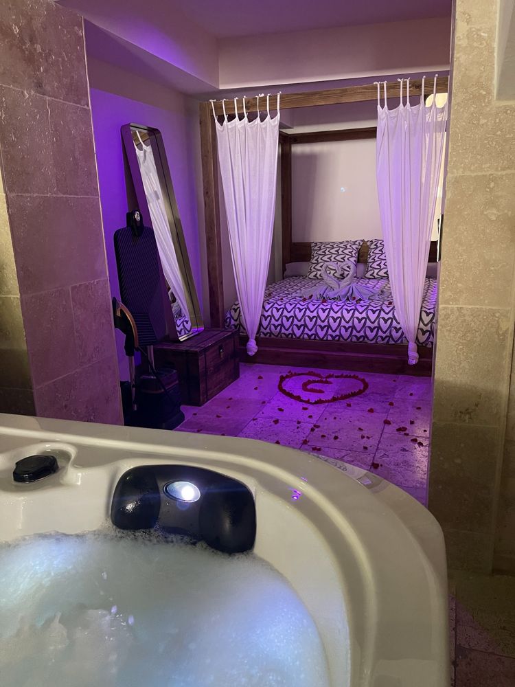 Photo Google Maps · L'EXCELLENCE AVIGNON - Suite LUXE SAUNA, HAMMAM & JACUZZI