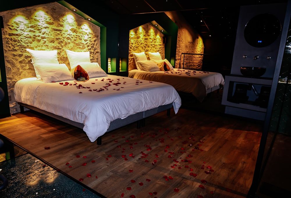 Photo Google Maps · La Suite Etoilée - Love Room Vendée - Jacuzzi