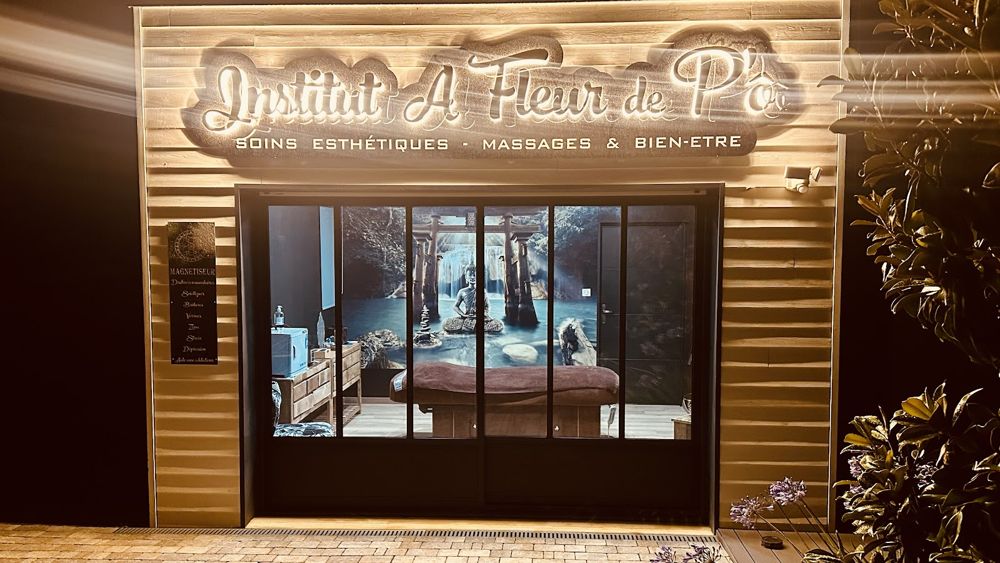 Photo Google Maps · Beauty salon a Fleur de P'ô & unusual accommodation La Bulle des coucous