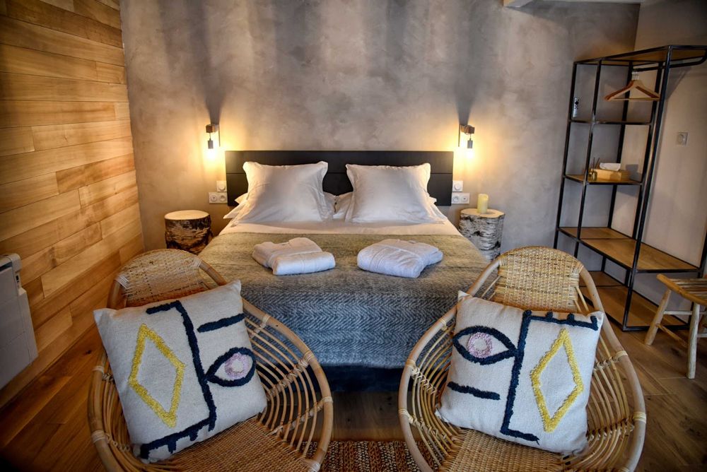 Photo Google Maps · Écrin d'Auvergne insolite : Cabane - Lodge avec Spa Privatif Auvergne