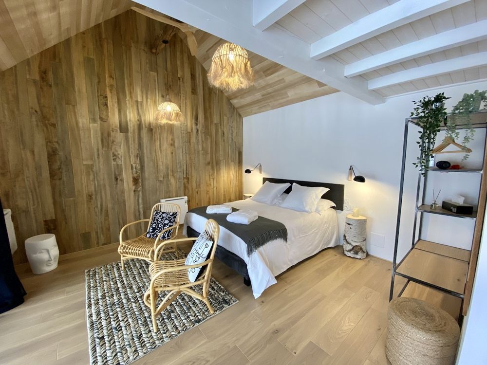 Photo Google Maps · Écrin d'Auvergne insolite : Cabane - Lodge avec Spa Privatif Auvergne