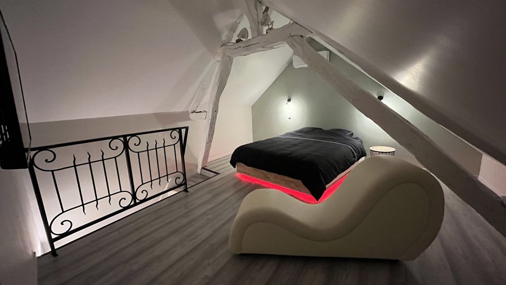 CinéSpa Lodge Bourgogne (L'Élixir gîte spa)