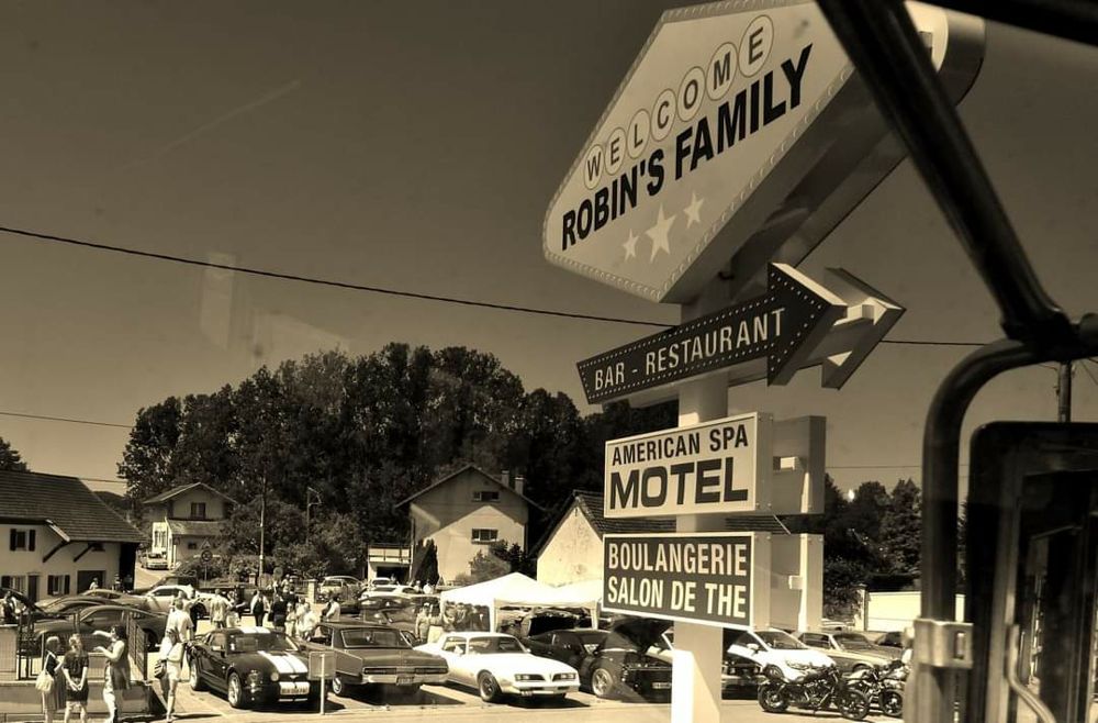 Photo Google Maps · American Spa Motel