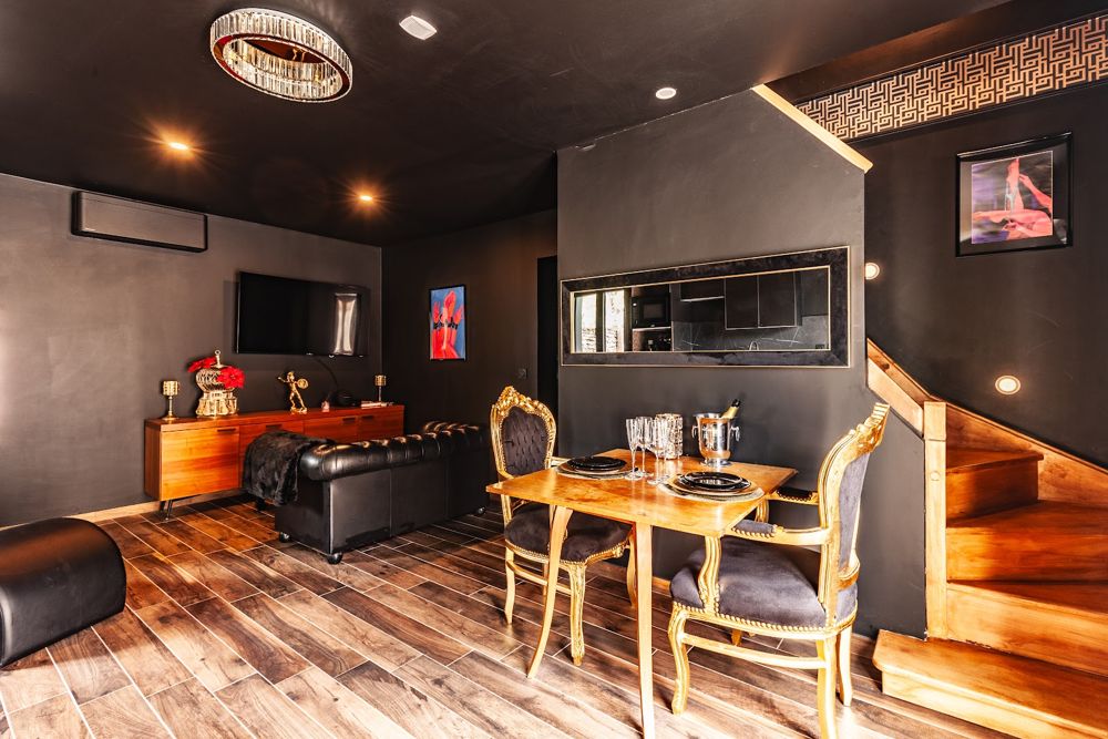 Photo Google Maps · ô plaisirs charnels love room