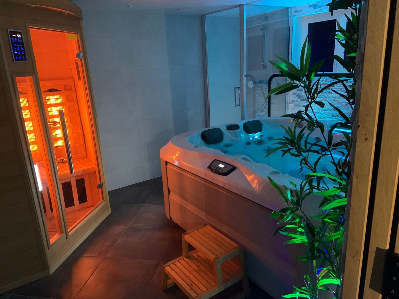 Romance Jacuzzi