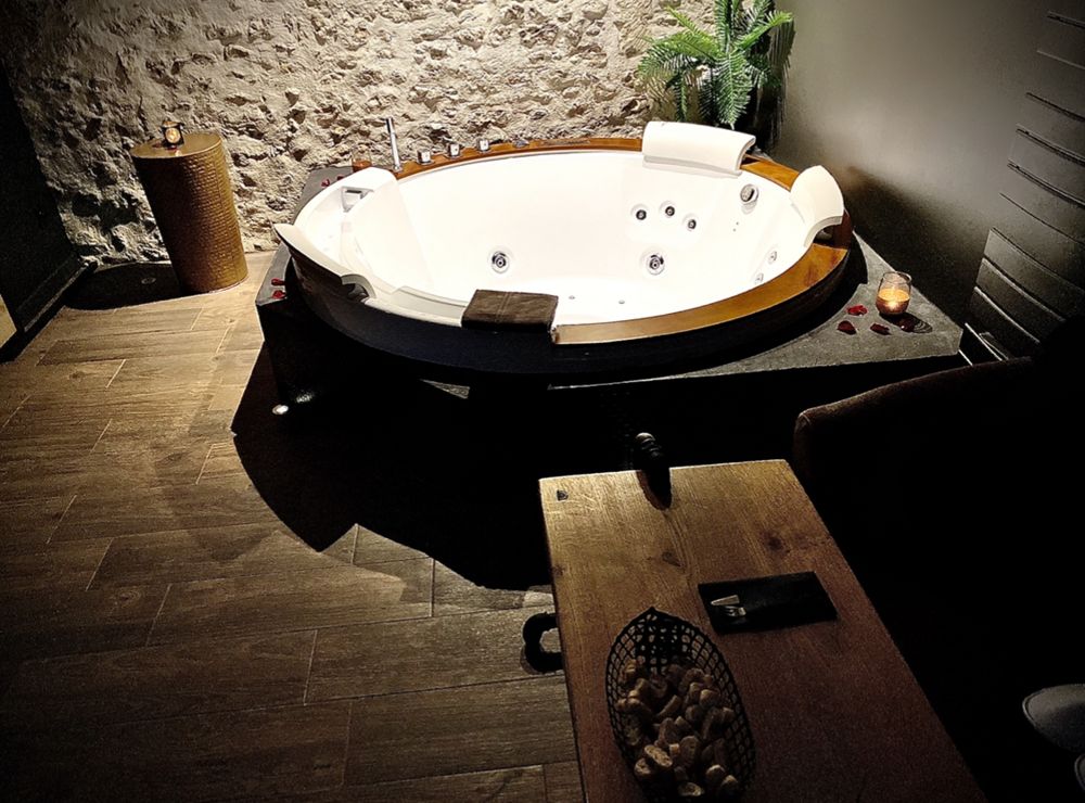 Photo Google Maps · Love Suites&Spa "Le Chai Le Loft" Royan / Médis