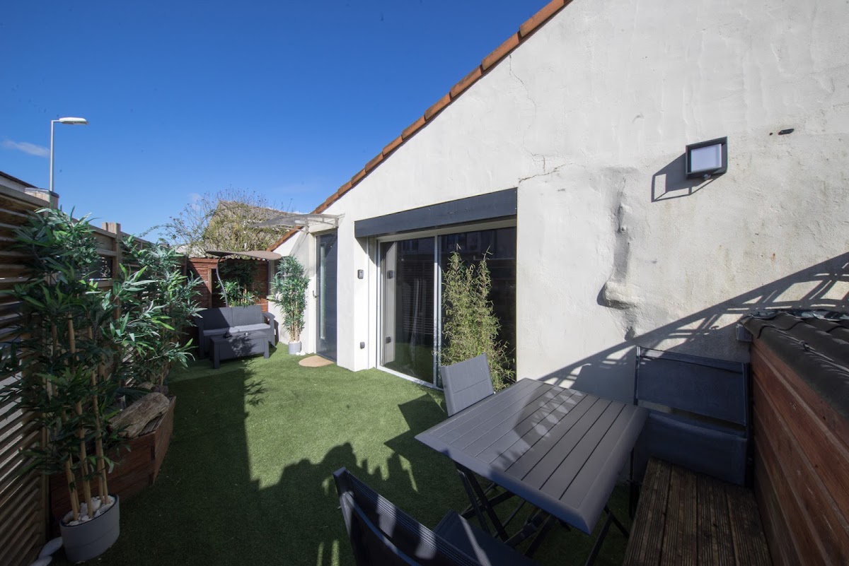 Photo Google Maps · LOVE Suites & SPA "Le Loft" Royan / Médis