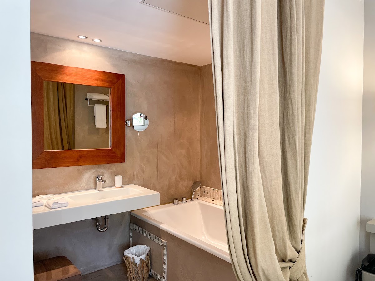 Photo Google Maps · Cannes Villa St Barth : Maison d'hôtes de prestige 5 étoiles à Cannes - Piscine - SPA