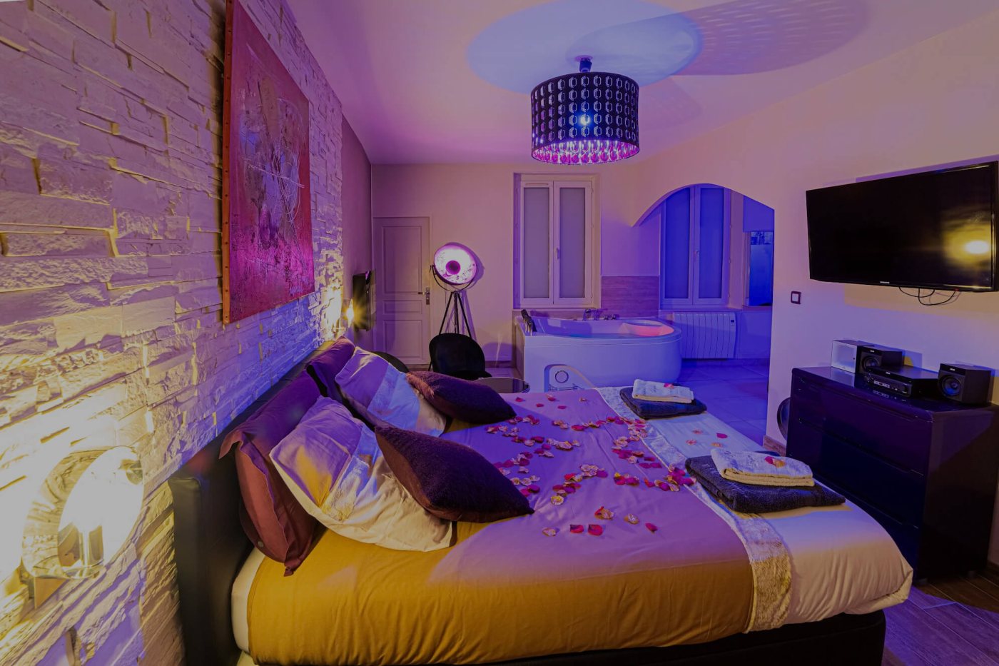 Appart SPA 21 (Suite Romantique & Spa / Suite Glamour & Spa)