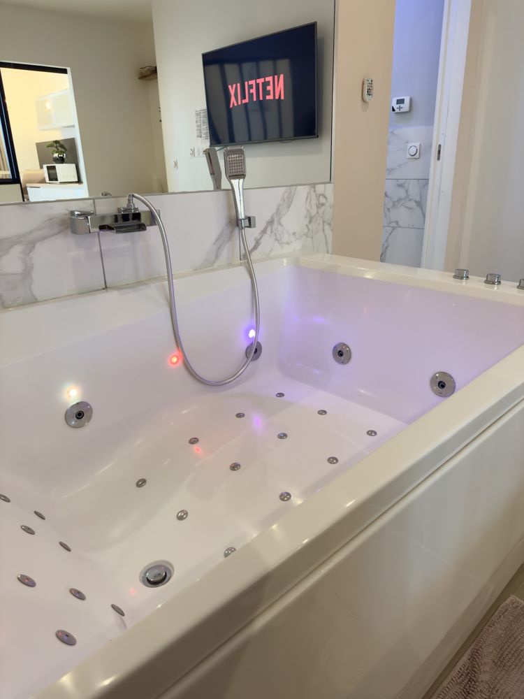 Photo Google Maps · Le Nid de la Chouette by Apparts Spa Dijon