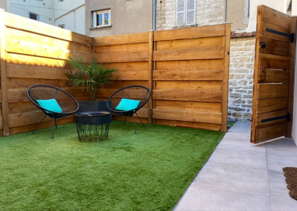 Photo Google Maps · Les Jardins Secrets by Apparts Spa Dijon