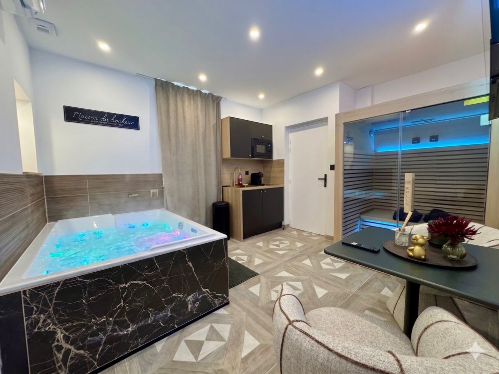 Photo Google Maps · Jacuzzi Spa Privatif l’Hermitage