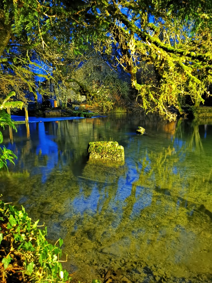 Photo Google Maps · Domaine Pont Roche & Spa : Hébergement romantique en Bourgogne