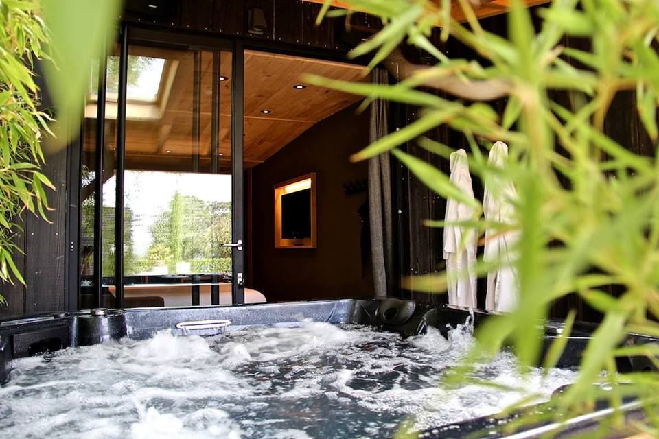 Photo Google Maps · Hôtel avec Spa Privatif en Bourgogne • Le Domaine des Prés Verts