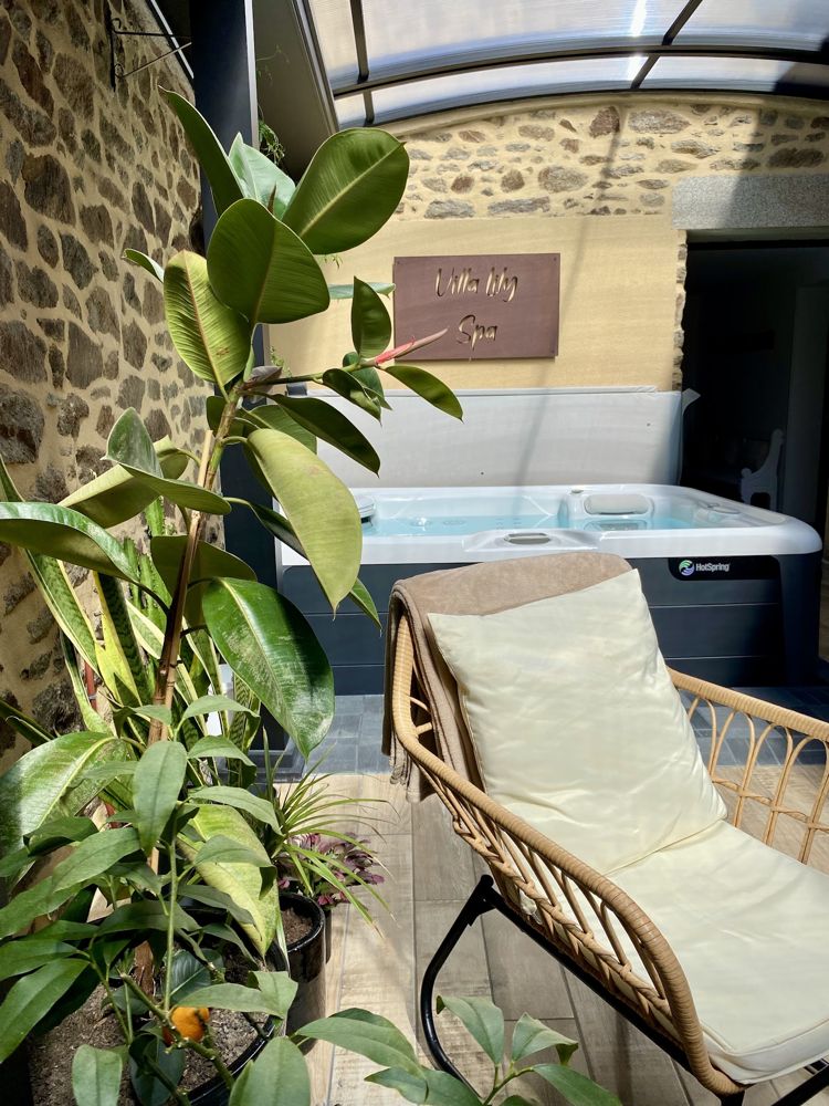 Photo Google Maps · VILLA LILY SPA