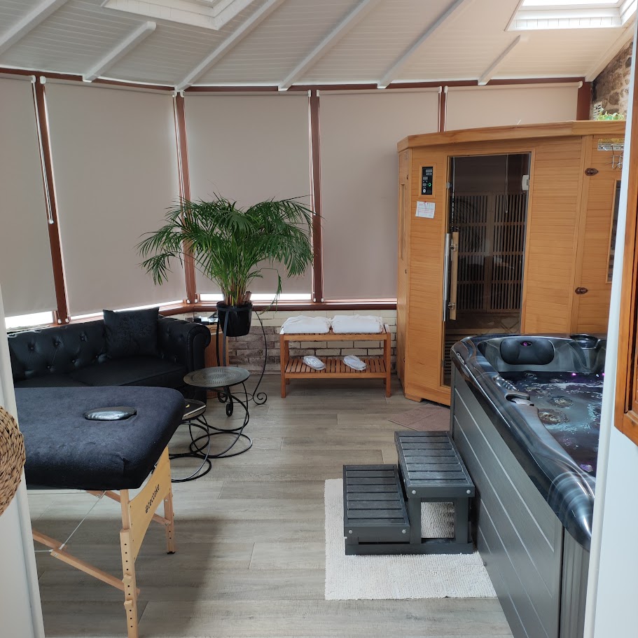 Photo Google Maps · Gîtes du vieux tilleul - love room et hébergements en Bretagne