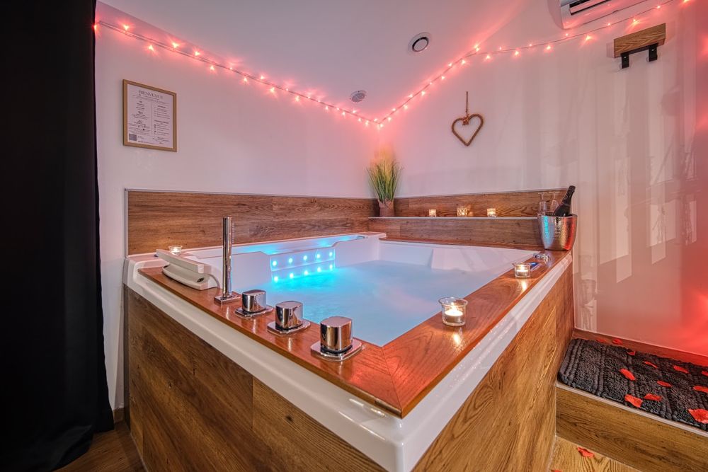 Photo Google Maps · La Parenthèse Romantique - chambre d'hôtes jacuzzi privatif - Rhône-Alpes