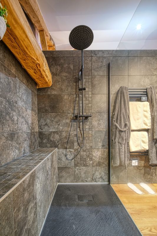 Photo Google Maps · La Parenthèse Romantique - chambre d'hôtes jacuzzi privatif - Rhône-Alpes