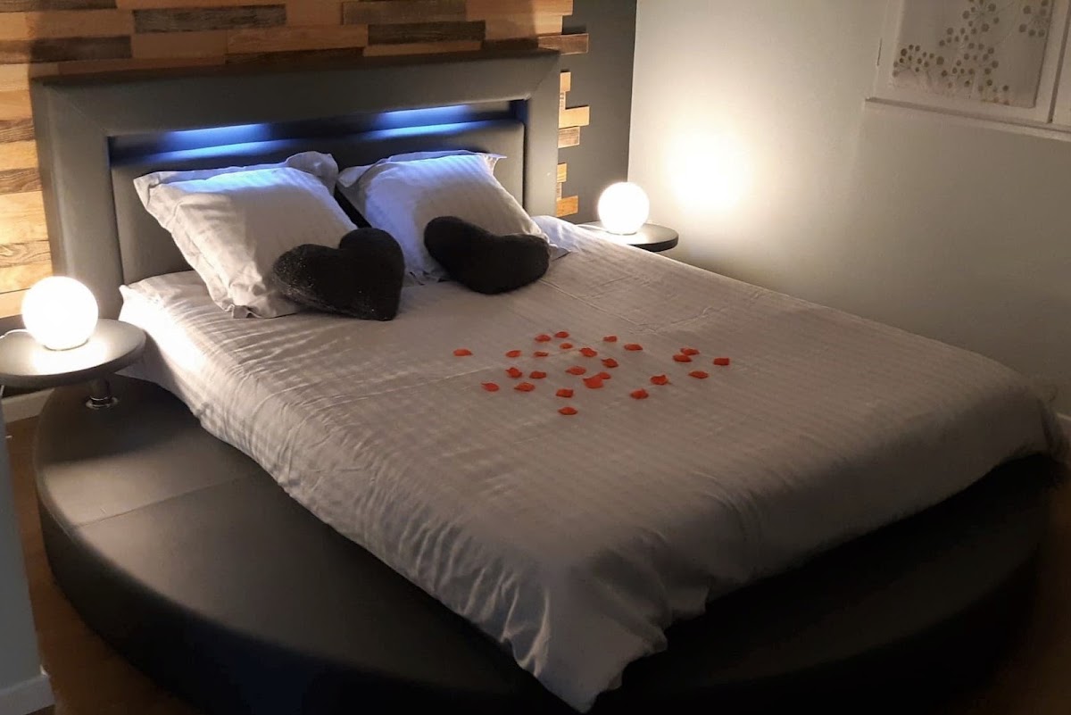 Photo Google Maps · Le LoveStory Chalet