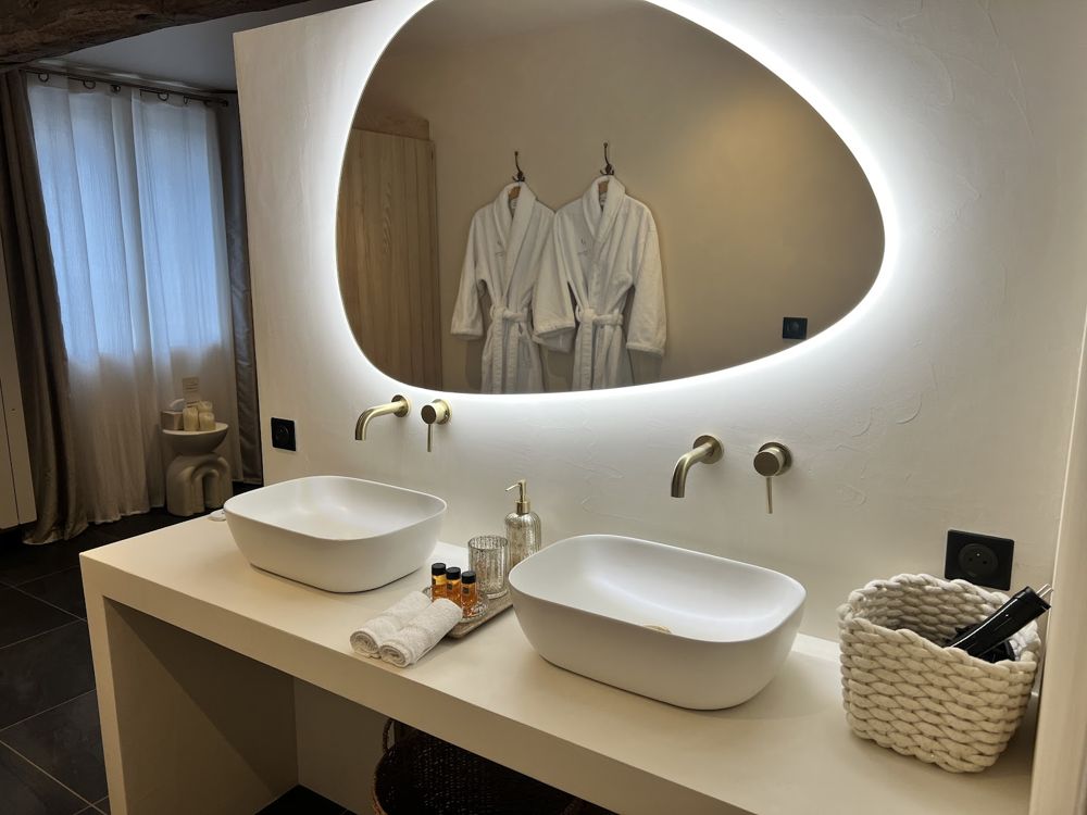 Photo Google Maps · La Parenthèse Suites