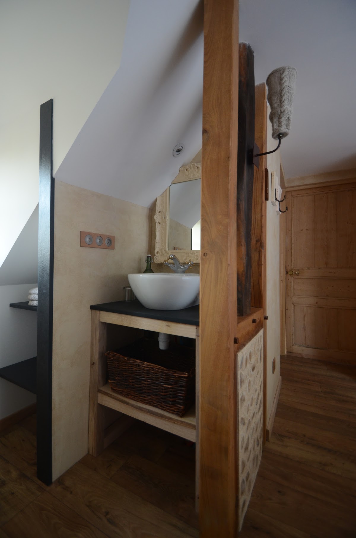Photo Google Maps · Esprit cabane "L'herbe des nuits"