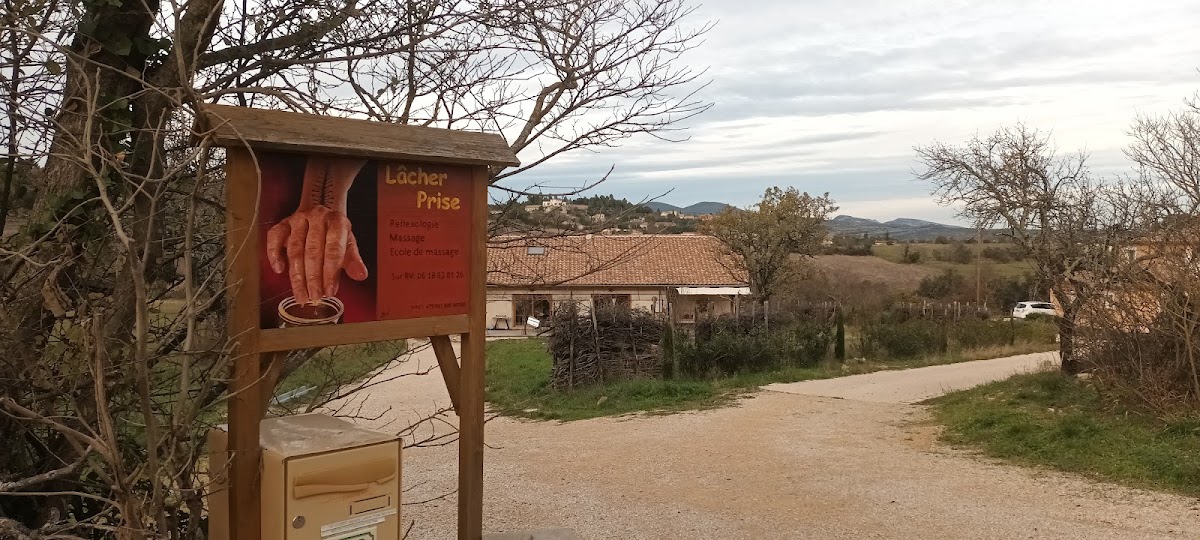 Photo Google Maps · Lâcher prise - Massage bien-être Les Mages