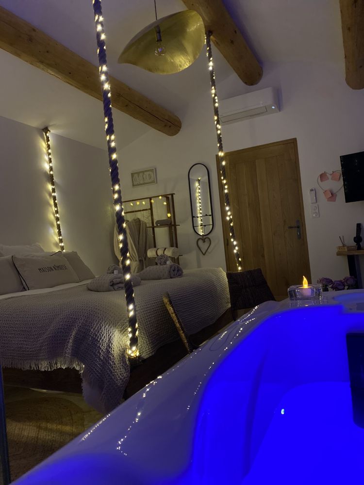Photo Google Maps · mazet des delices