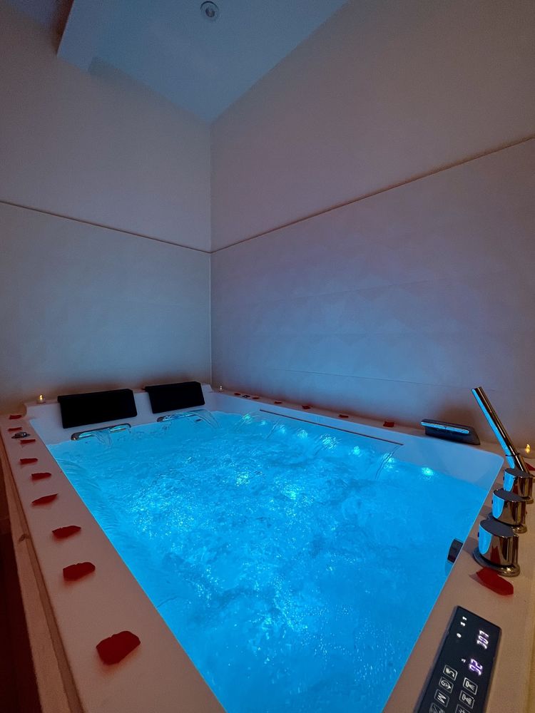 Photo Google Maps · La Belle Nuit