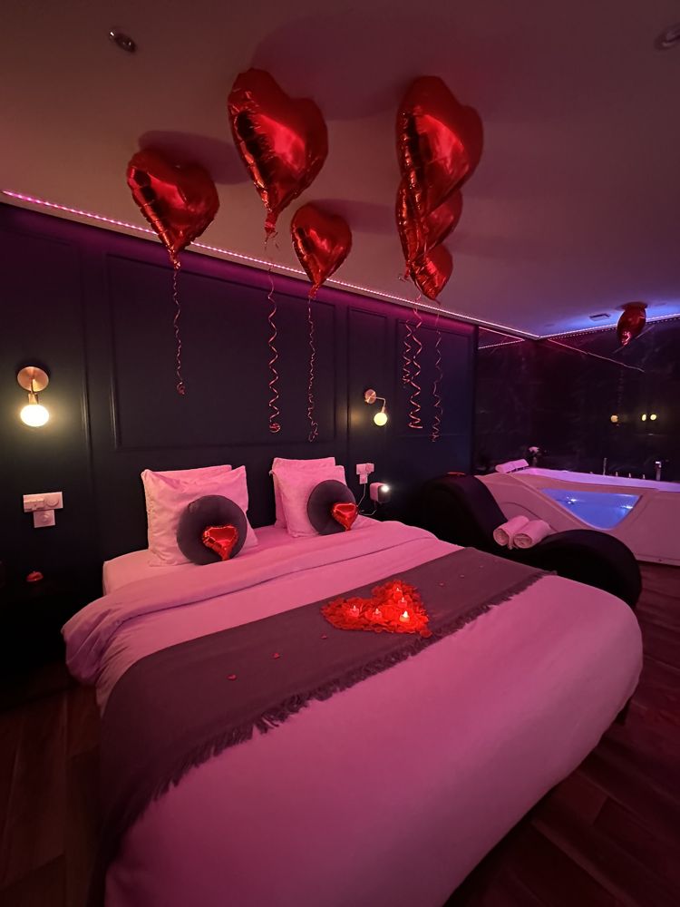 Photo Google Maps · Midnight Rooms – Love Rooms avec Jacuzzi & SaunaPrivatifs proche de Bordeaux | Escapade Romantique