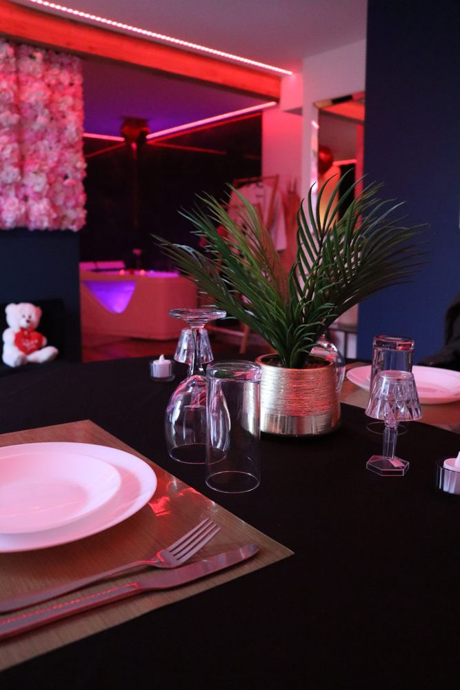 Photo Google Maps · Midnight Rooms – Love Rooms avec Jacuzzi & SaunaPrivatifs proche de Bordeaux | Escapade Romantique